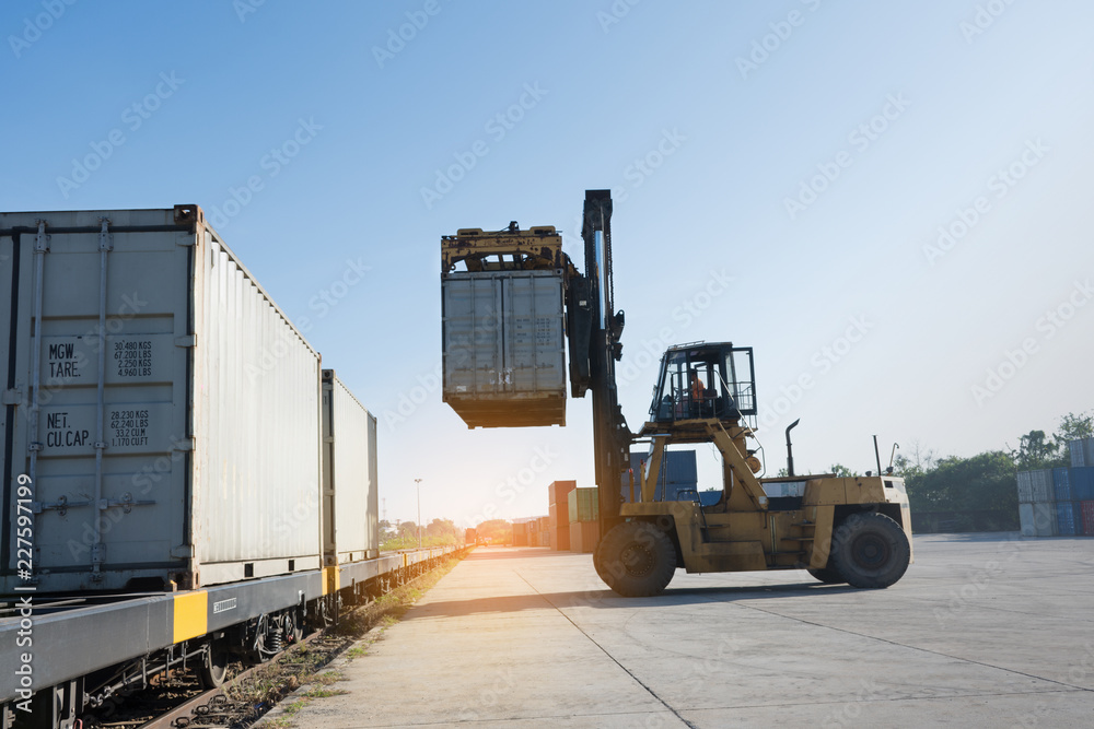 sea logistics